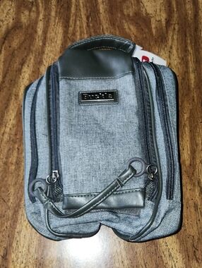 Buckle Gray Men's Toiletry Pouch with Top Handle